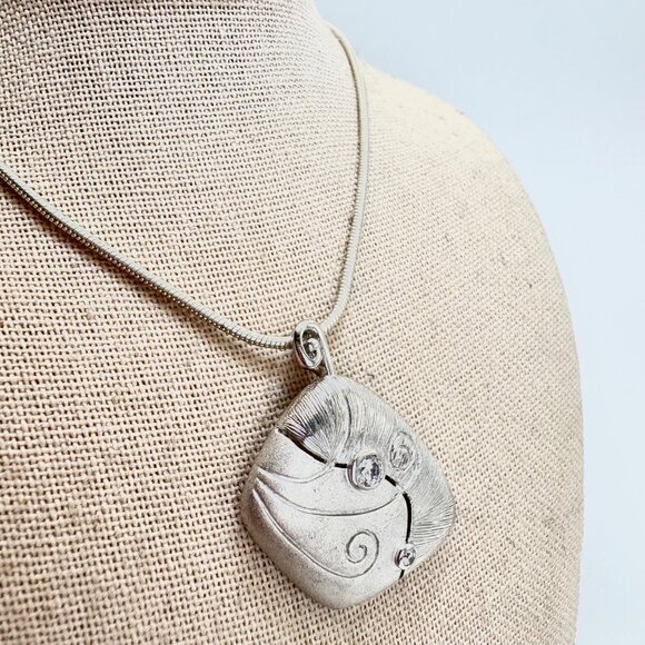 Sterling Silver 925 Freeform Scroll Design Pendant Necklace Size 17.5" Length - Picture 3 of 10